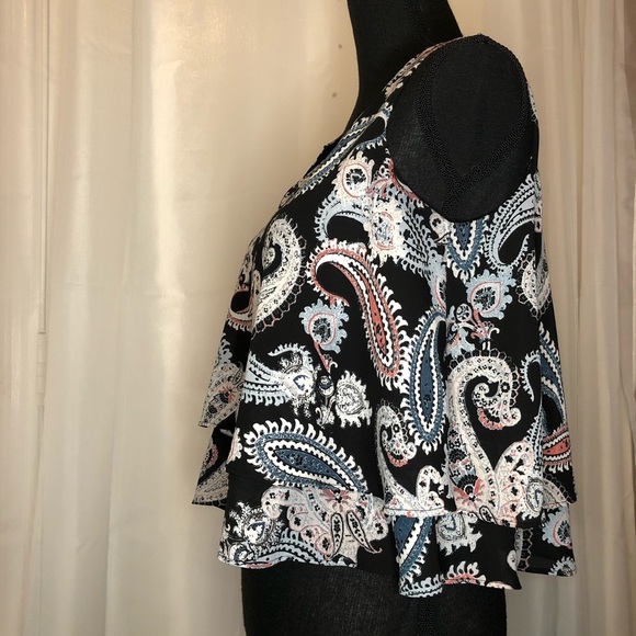 Layered Paisley V-Neck Crop Top Sleeveless - Picture 3 of 5